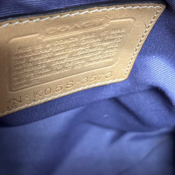 Vintage Y2K 3573 Coach Eva Holiday Patchwork Messenger Shoulder Handbag - Picture 8 of 8